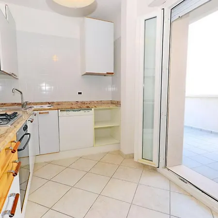Lignano Top-floor Flat Near Center Lignano Sabbiadoro