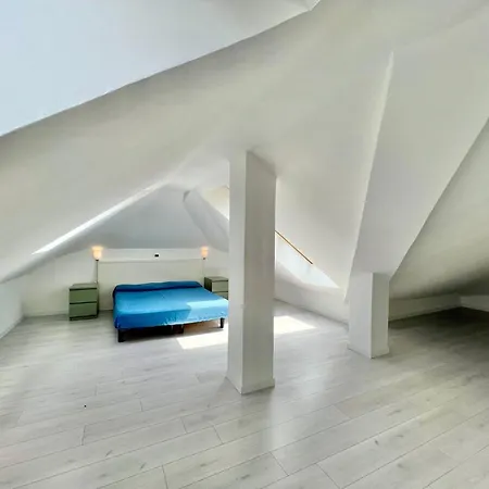 Lignano Top-floor Flat Near Center