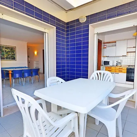 アパート Lignano Top-floor Flat Near Center *